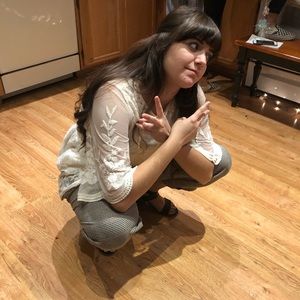 Meet your Posher, Stephanie